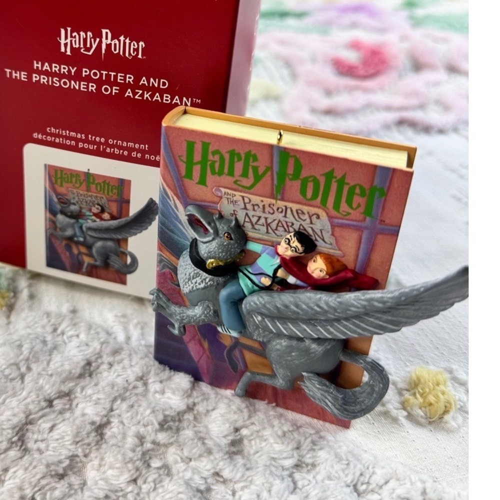 Hallmark Keepsake 2020 Harry Potter Prisoner of Azkaban Buckbeak Ornament